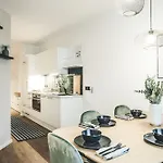 Hotel apartamentowy Oskar